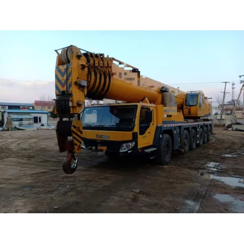 Sell used mobile cranes 200tons,XCMG,QY200,2011, U